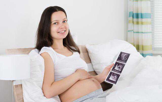 <b>孕妇时期的饮食调理与禁忌：如何科学搭配营养，孕育健康宝宝</b>