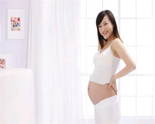 国外环球宝贝助孕合法：环球宝贝助孕六个月每天带饭工作，出门